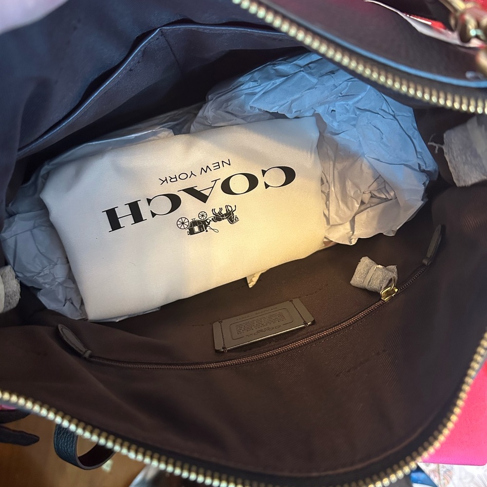 Nwt coach bag - Picture 4 of 5